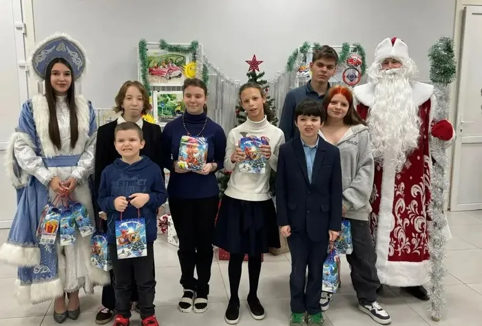 16 декабря - Яркий праздник в преддверии Нового года_1